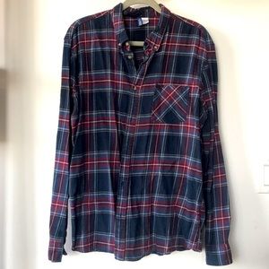 Men’s long sleeve button up flannel